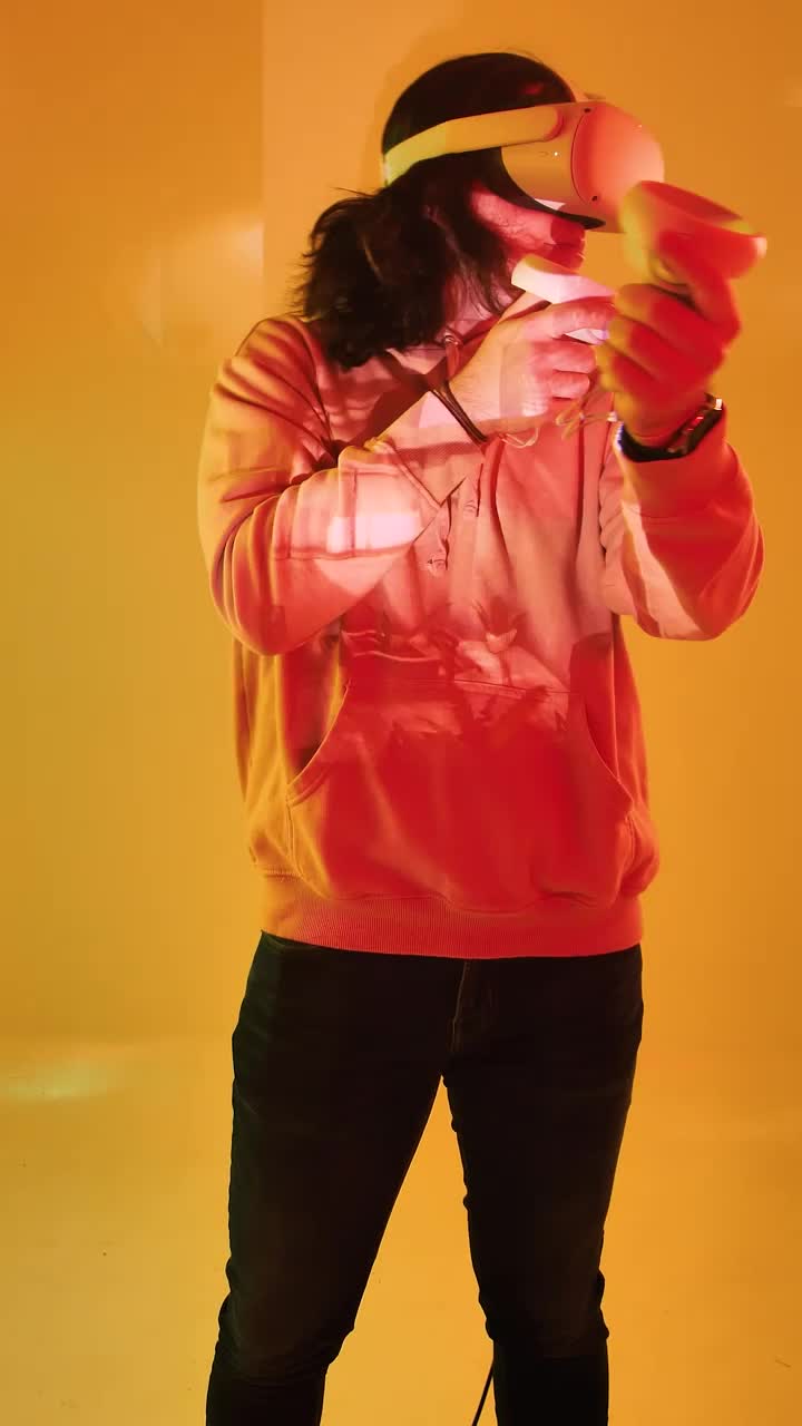Free Stock Video Young Man Moving While Playing A Vr Video Game Live Wallpaper - Free Download