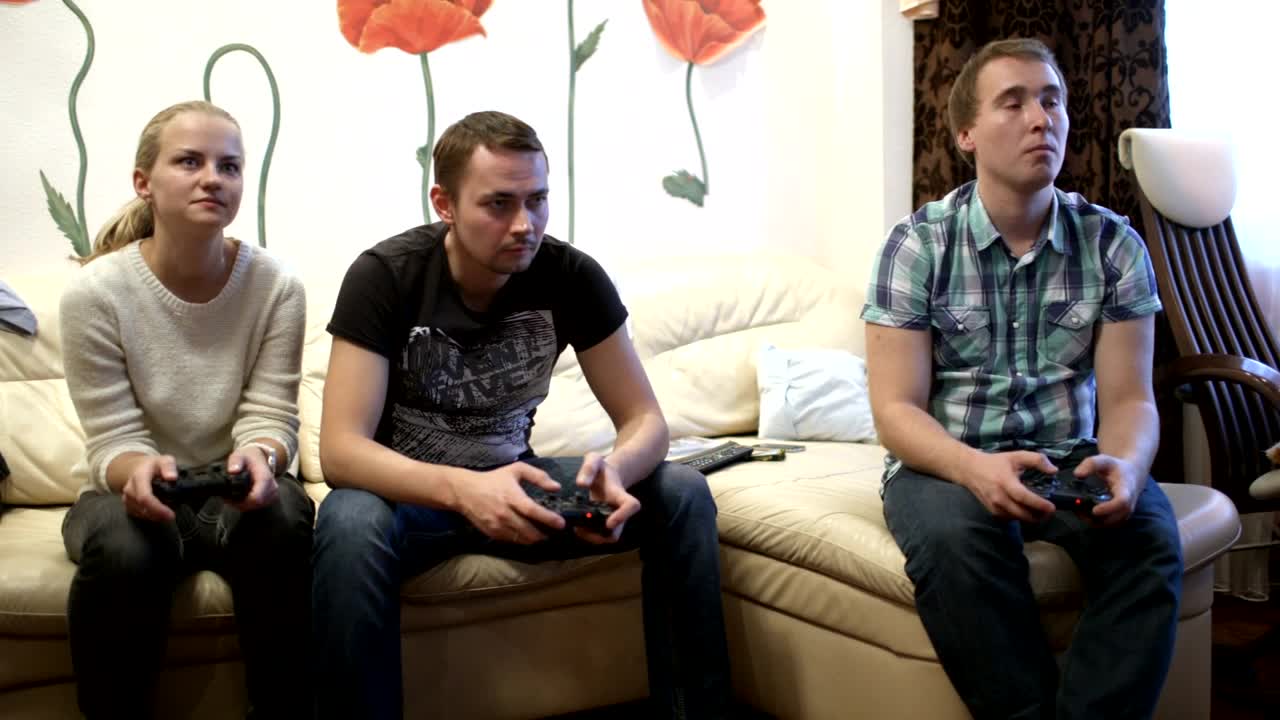 Free Video Stock three friends playing on a console Live Wallpaper - Free Download
