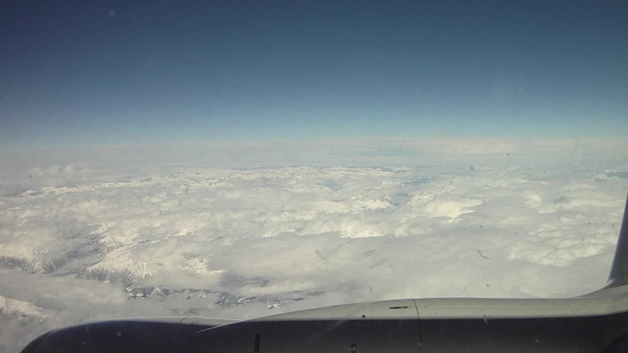 Video Stock Clouds From An Aircraft Window Live Wallpaper For PC - Free Download