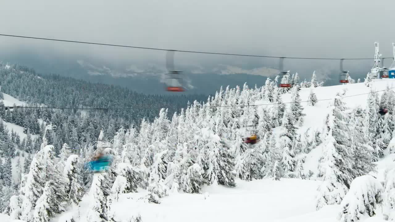 Free Video Stock Ski Lift Over A Frozen Mountain Forest Live Wallpaper - Free Download