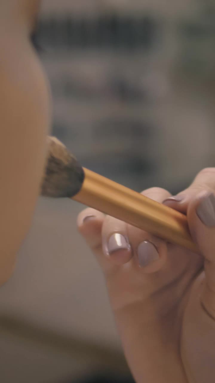 Stock Video Makeup Artist Powdering A Bride Animated Wallpaper - Free Download