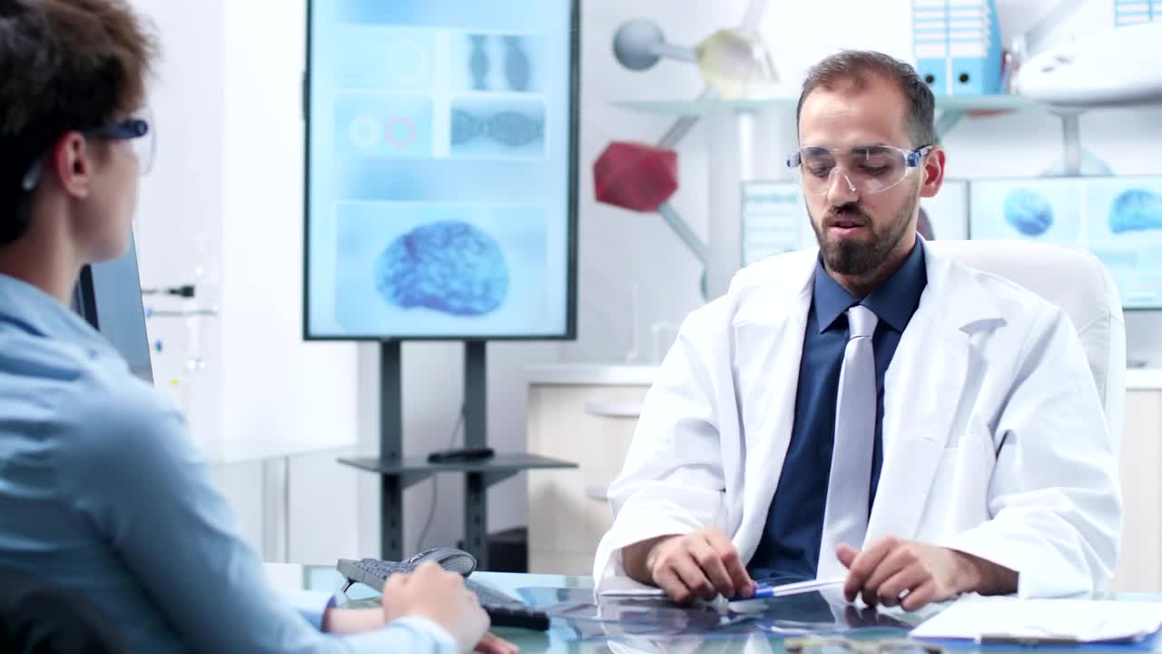 Stock Video Doctor Demonstrates Medical Innovation With Ar Tech Live Wallpaper For PC - Free Download