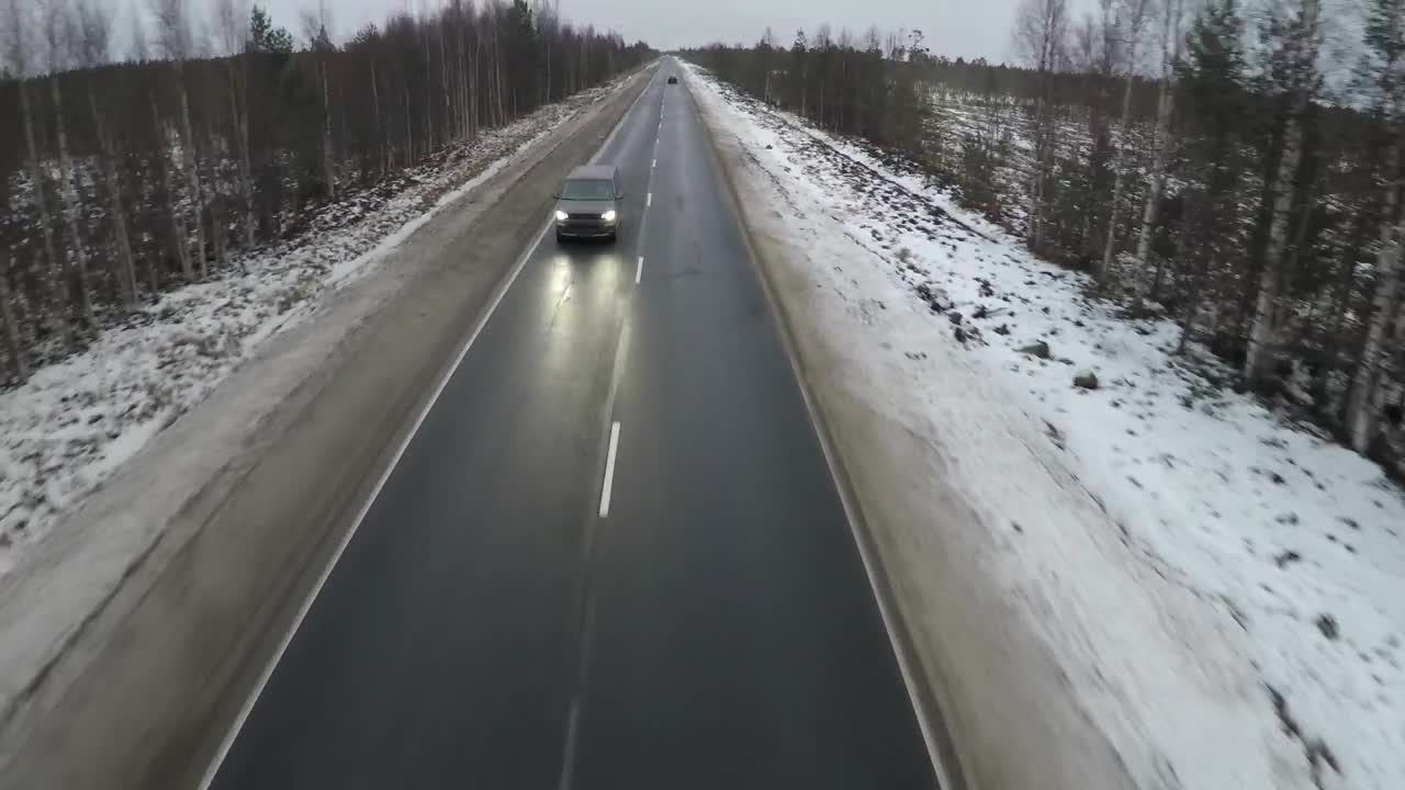 Stock Video Minivan Heading Down A Frozen Roa Animated Wallpaper - Free Download
