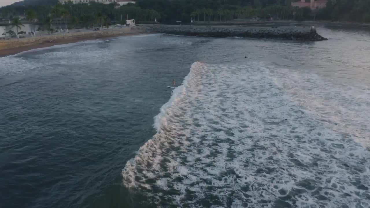 Free Stock Video Waves With Surfers Reaching A Beach Live Wallpaper - Free Download