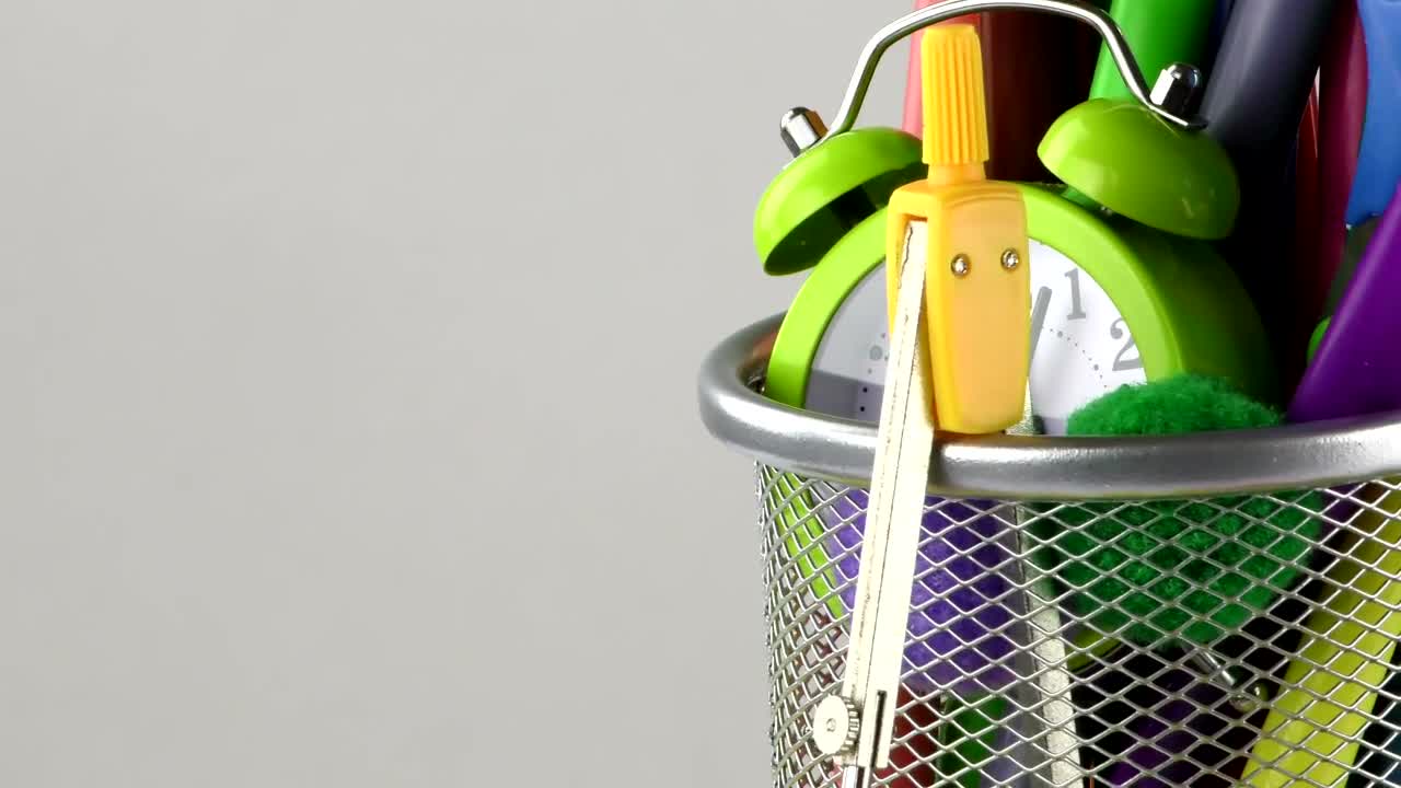 Stock Video Office Equipment In A Little Basket Live Wallpaper - Free Download
