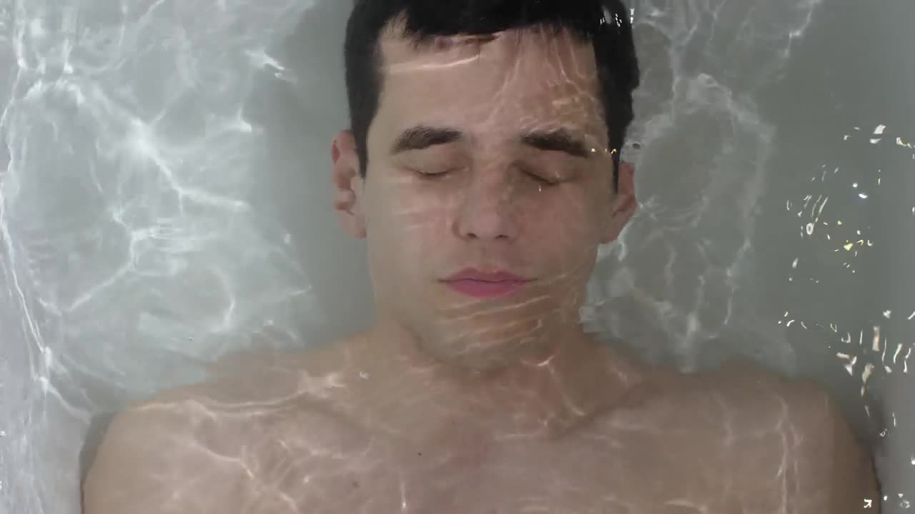 Stock Video Man Submerged In A Bathtub Top Sho Animated Wallpaper - Free Download