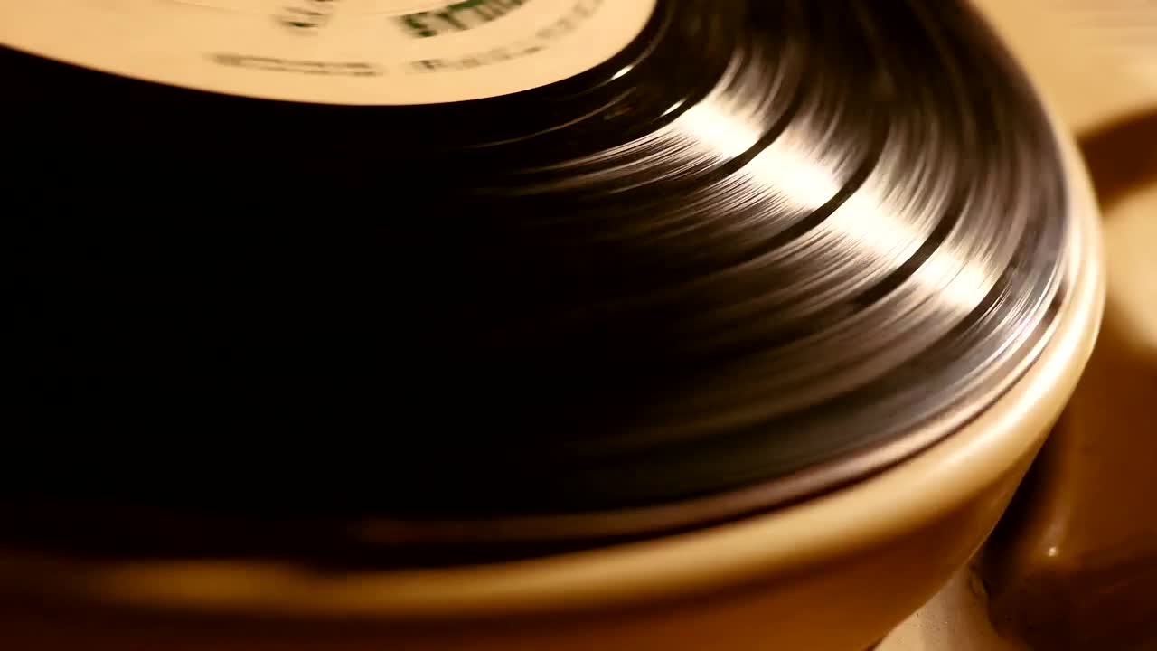 Stock Video Old Vinyl Record Playing Live Wallpaper - Free Download