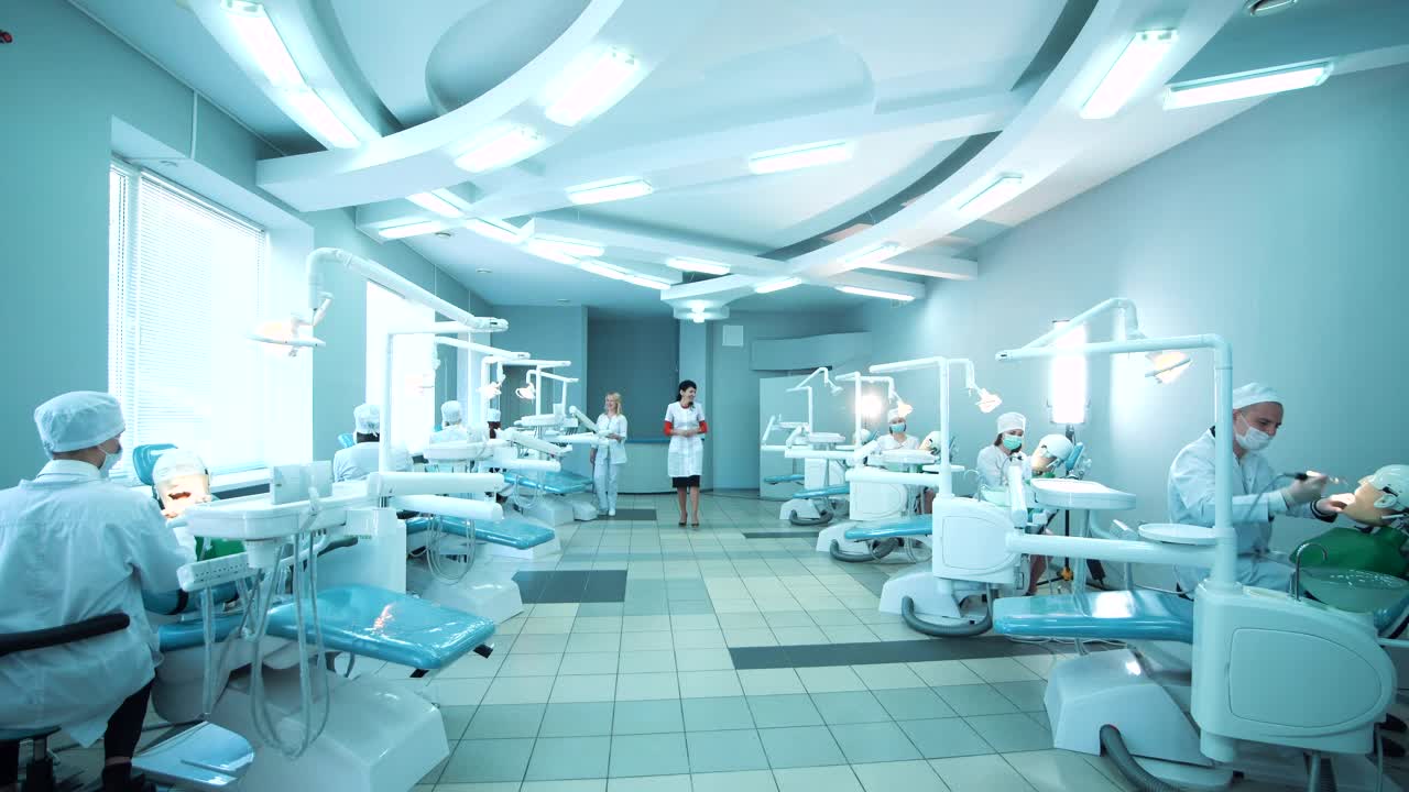 Free Video Stock Students Practicing Dental Procedures Live Wallpaper - Free Download