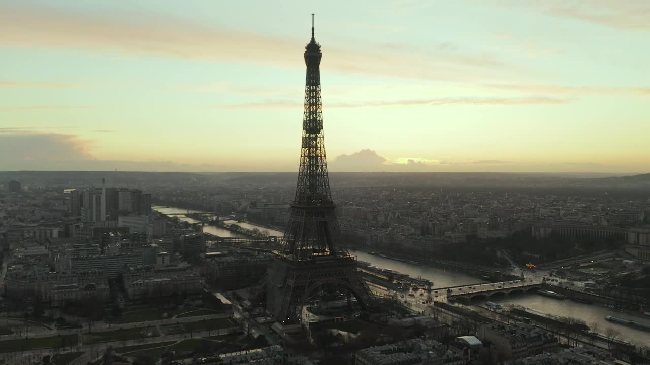 Stock Video Full Aerial Shot Of The Eiffel Tower In Paris Live Wallpaper For PC - Free Download