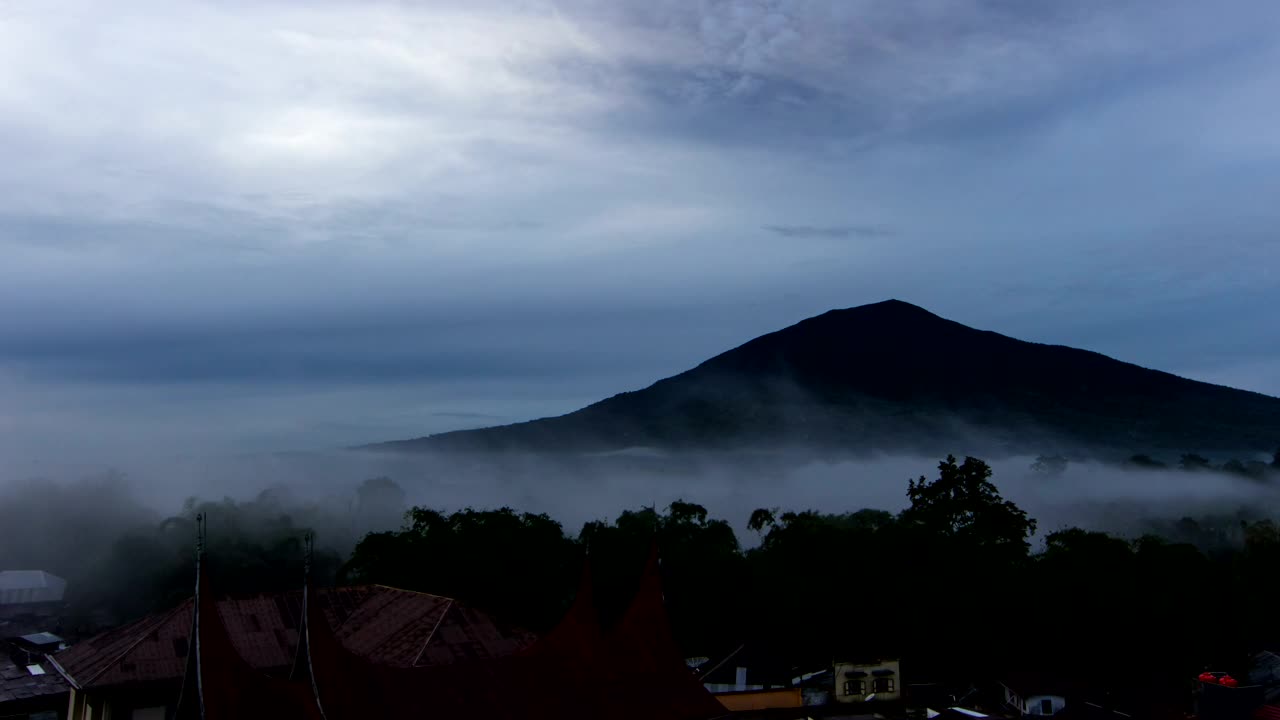 Stock Video Mountain Village Covered In Mist Live Wallpaper - Free Download