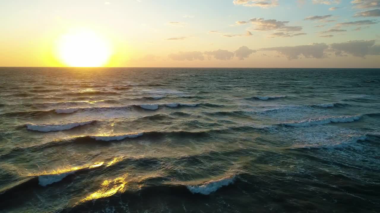 Free Stock Video Relaxing Landscape Of The Sea And The Sun Live Wallpaper - Free Download