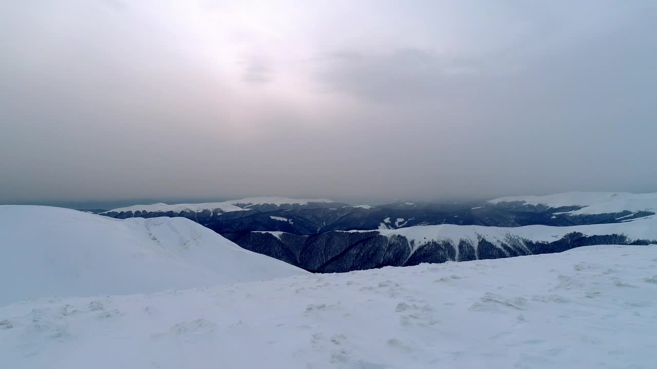 Free Video Stock Snow Filled Flat Surface Of The Top Of A Mountain Live Wallpaper - Free Download