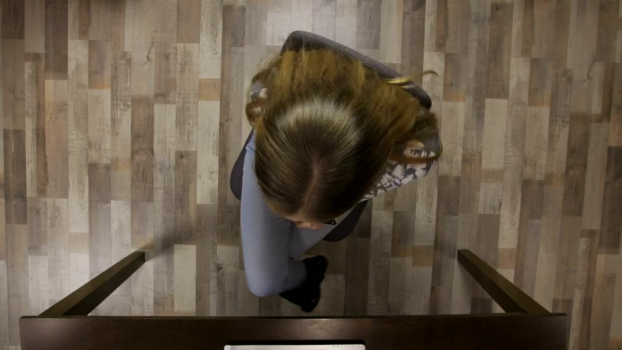 Free Video Stock Stressed Woman Spinning In Her Chair Live Wallpaper - Free Download