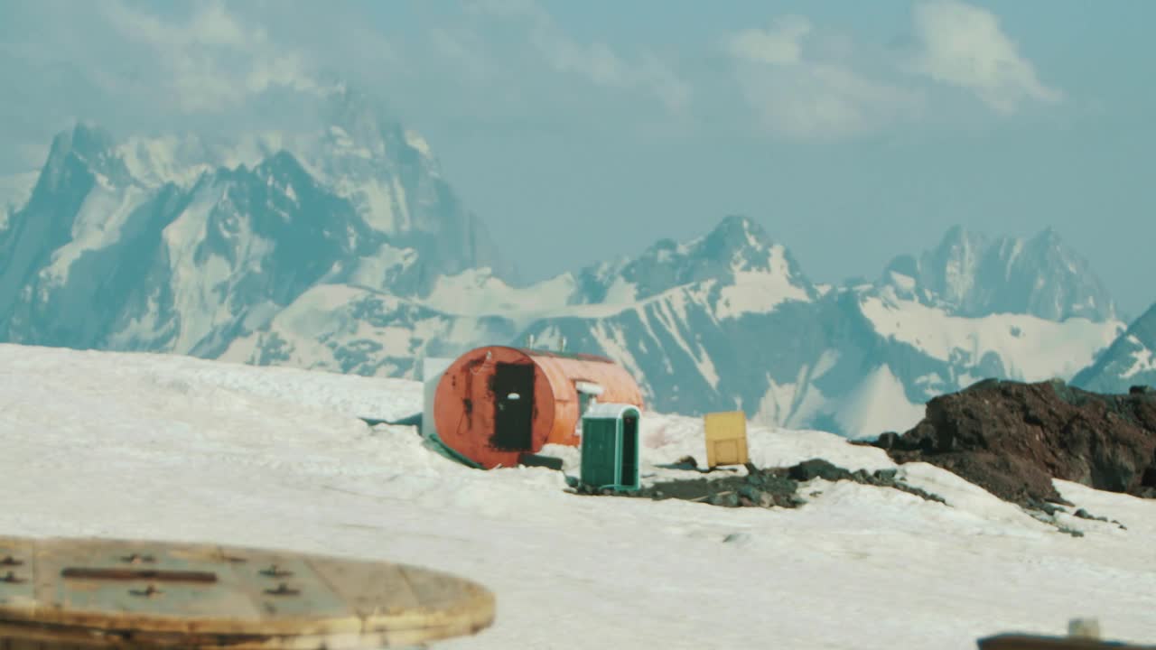 Free Video Stock tourist shelter on a snowy mountain Live Wallpaper - Free Download