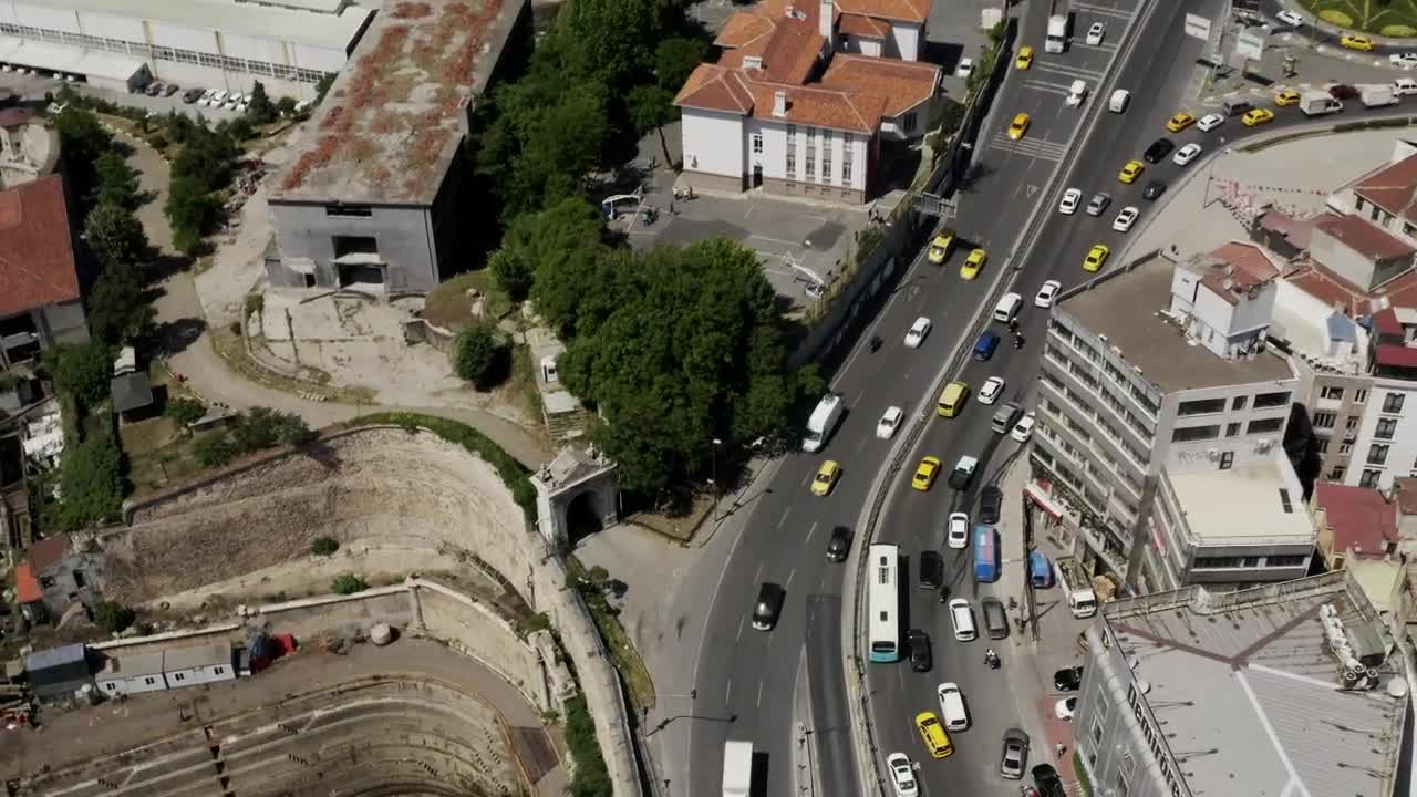 Video Stock Busy Roads In A Residential Area Of Istanbul Live Wallpaper For PC - Free Download