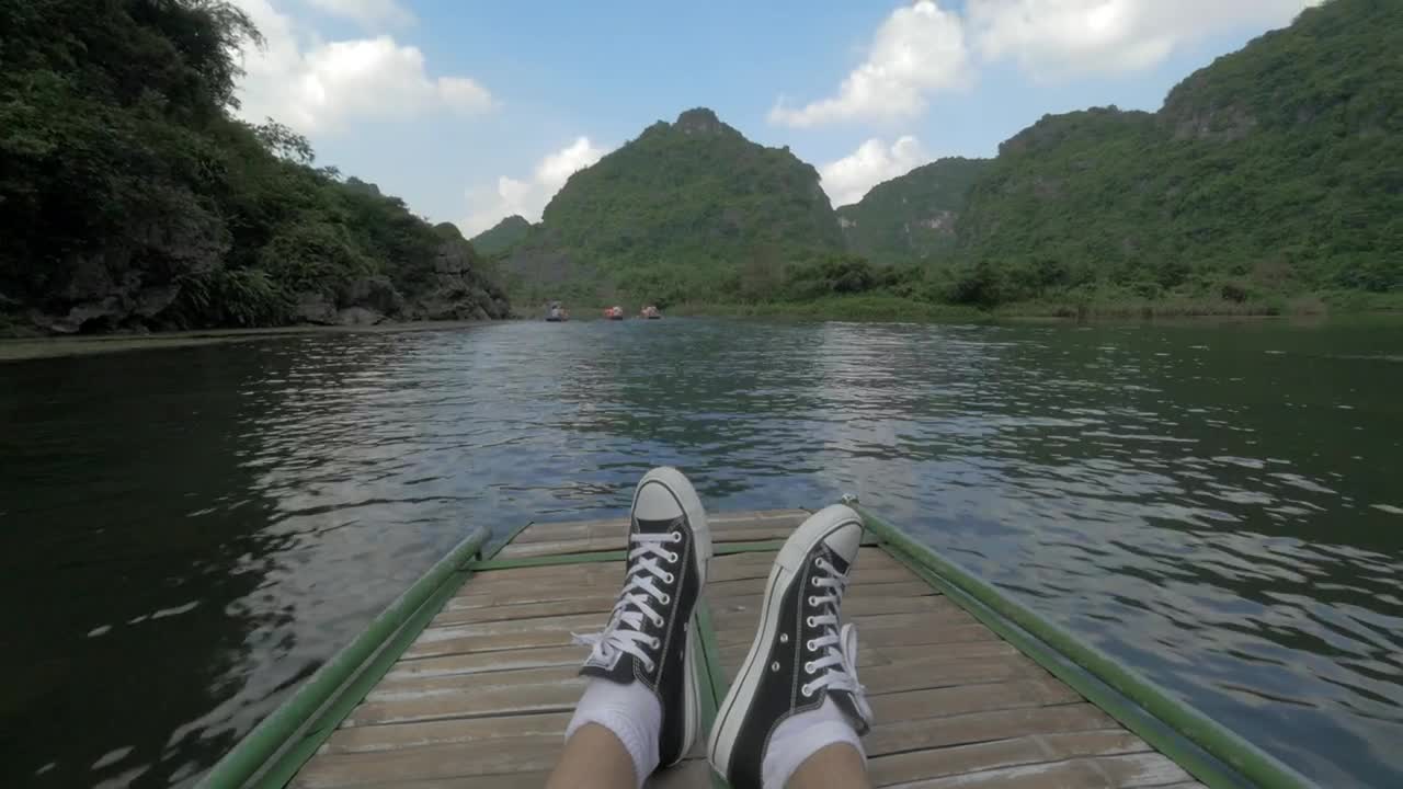 Free Stock Video Relaxing On A River Trip In Vietnam Live Wallpaper - Free Download