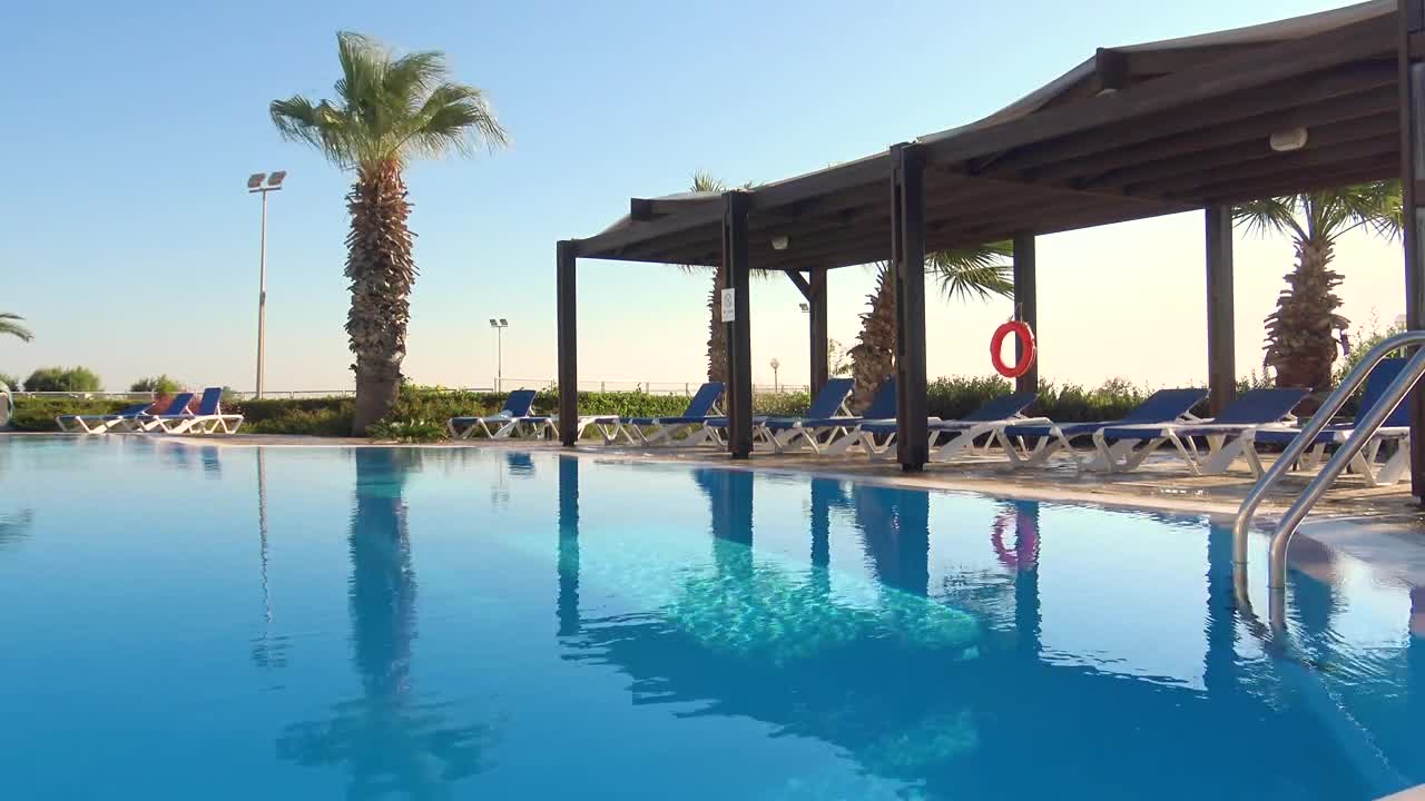 Free Video Stock swimming pool in the breeze Live Wallpaper - Free Download