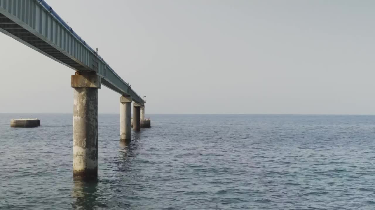 Free Video Stock Structure In The Sea Live Wallpaper - Free Download