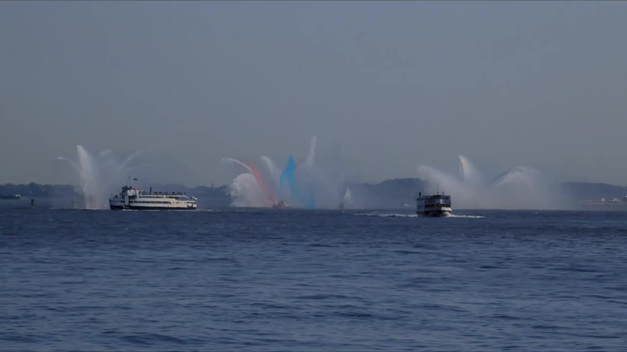 Stock Video Fire Boats Spraying Live Wallpaper For PC - Free Download