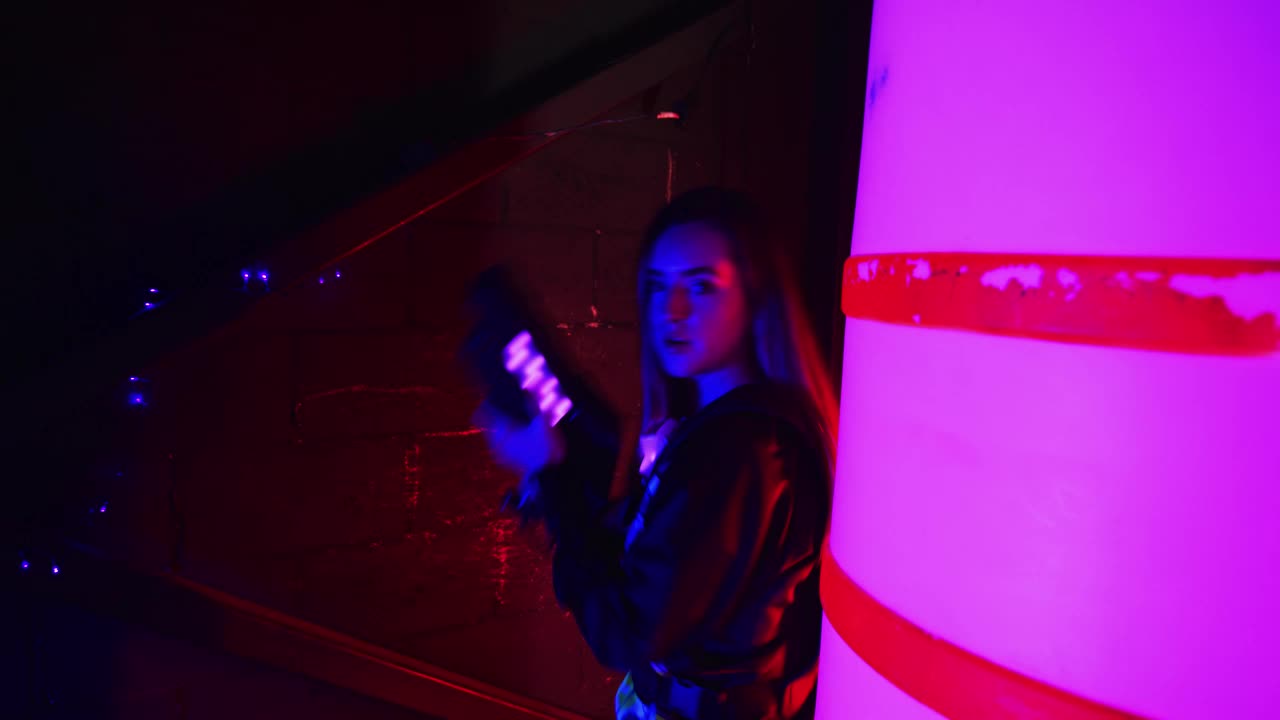 Stock Video Friends Advancing In A Laser Tag Competition Live Wallpaper For PC - Free Download
