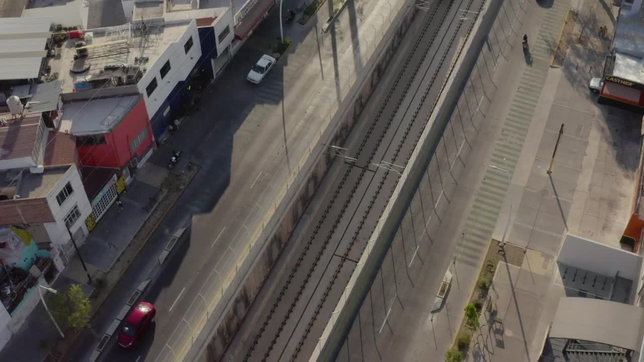 Free Video Stock Subway Through The City Aerial View Live Wallpaper - Free Download