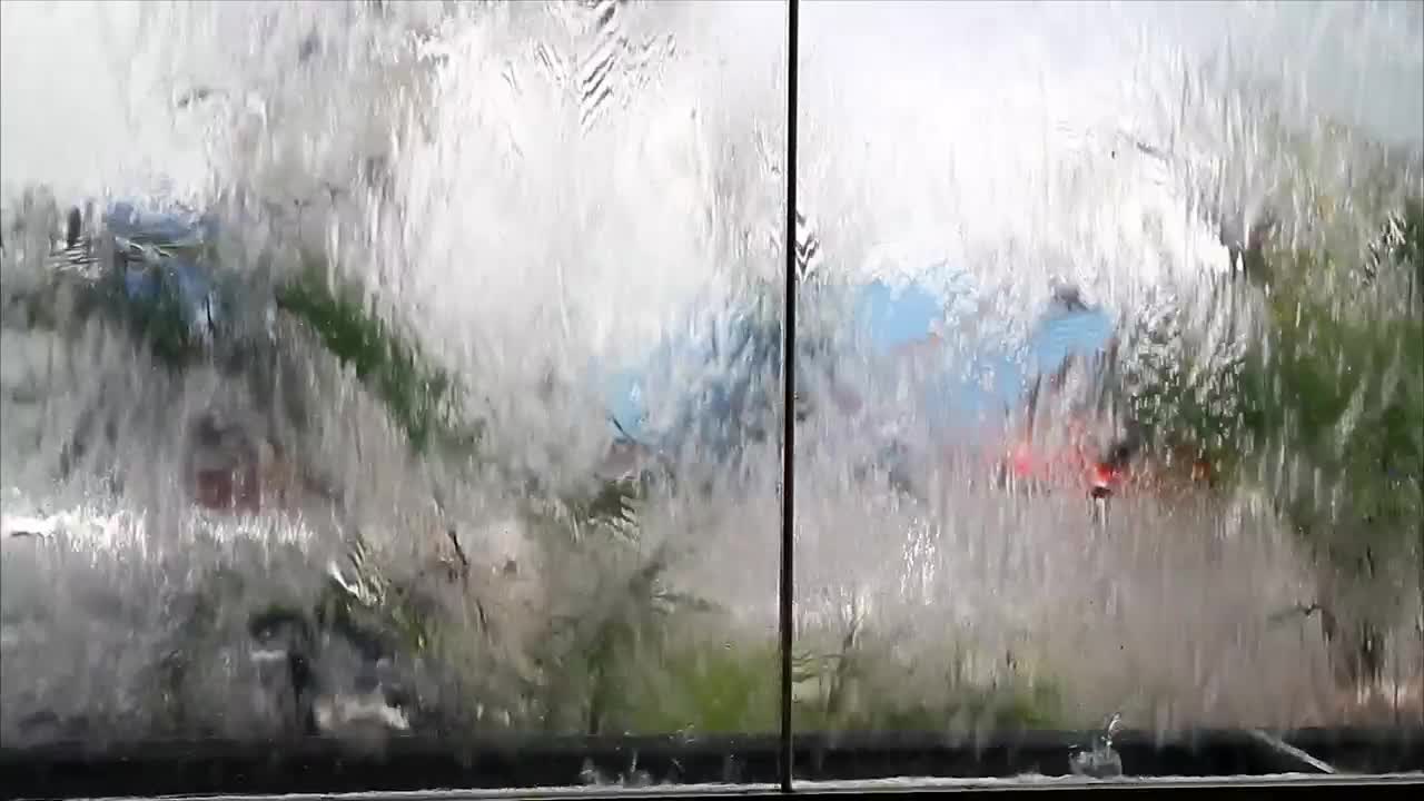 Stock Video Glass Water Fountain Live Wallpaper For PC - Free Download