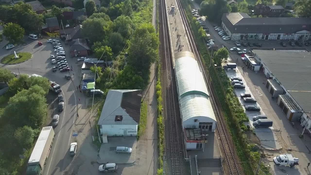Free Video Stock train arriving at a railway station Live Wallpaper - Free Download