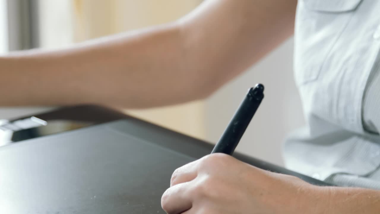 Stock Video Designer Using A Graphical Pen And A Face Mask Live Wallpaper For PC - Free Download