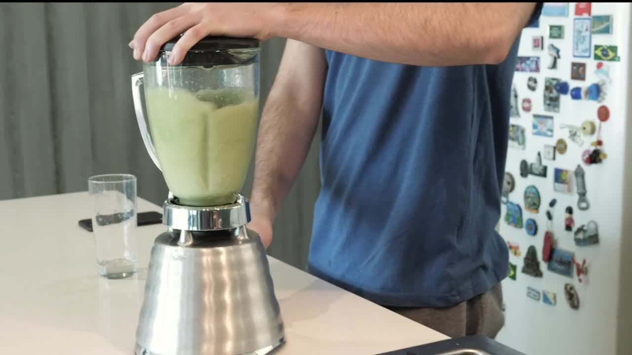 Stock Video Green Juice In Blender Live Wallpaper For PC - Free Download