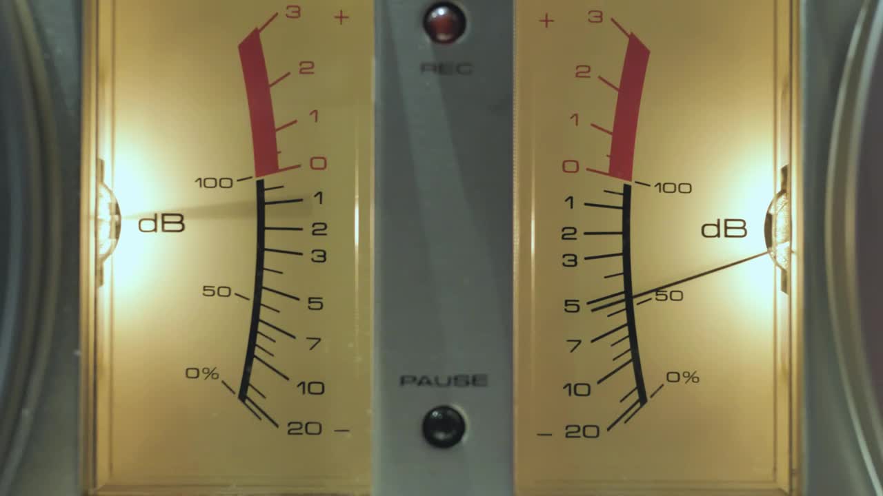Stock Video Moving Needle On Retro Audio Tape Recorder Live Wallpaper - Free Download