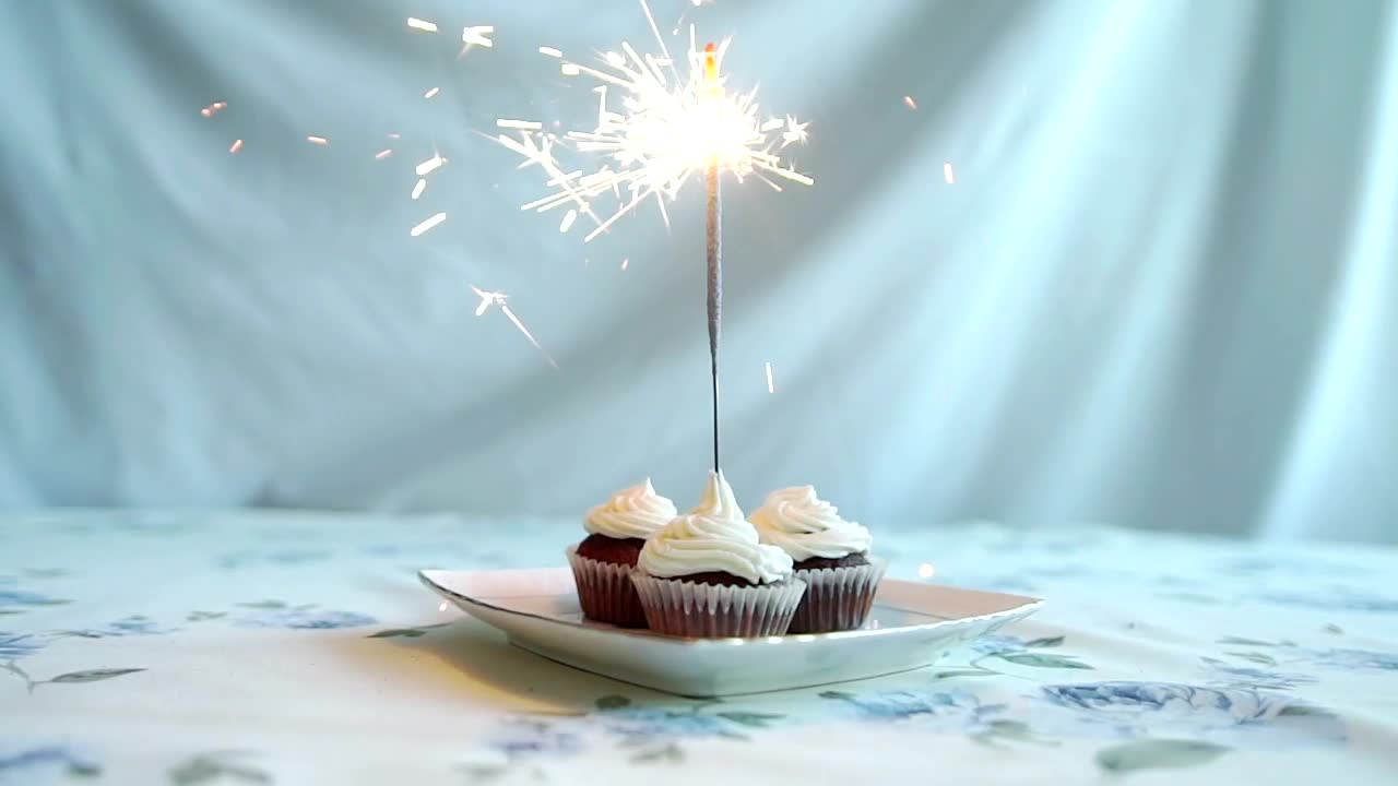 Stock Video Cupcakes With A Birthday Sparkler Live Wallpaper For PC - Free Download