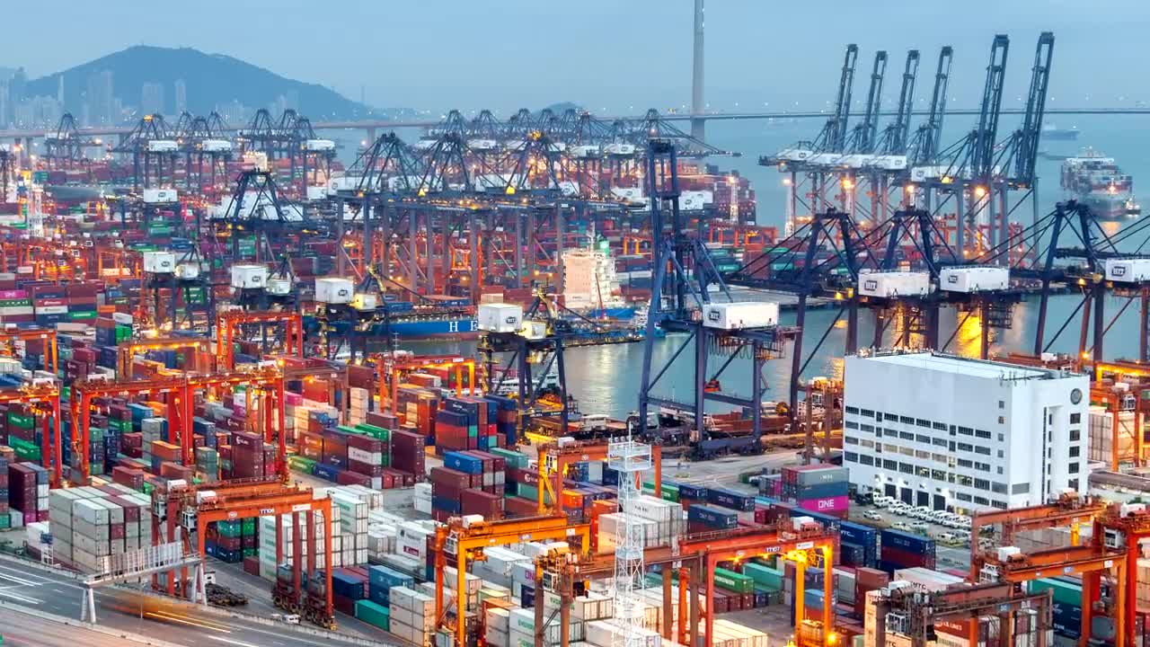 Stock Video Hong Kong Cranes A Container Port Working Animated Wallpaper - Free Download