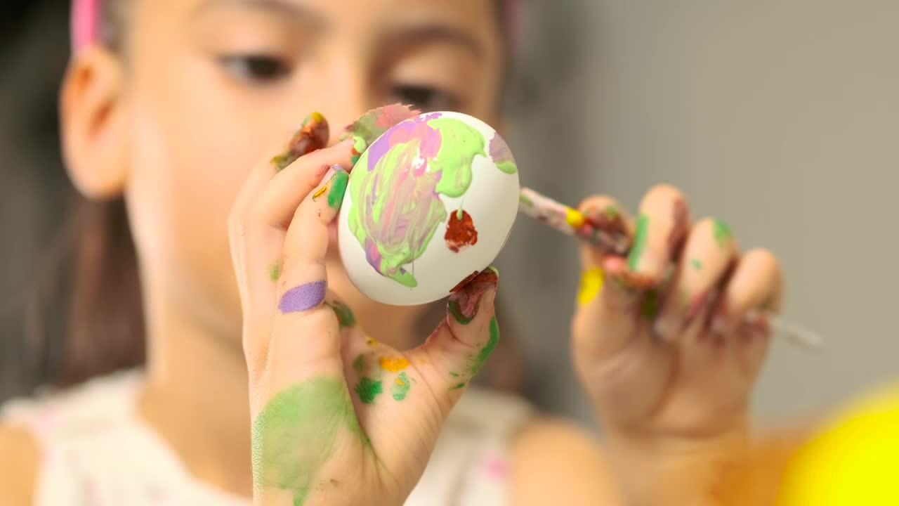 Stock Video Little Girl Painting Easter Eggs Shallow Focus Animated Wallpaper - Free Download