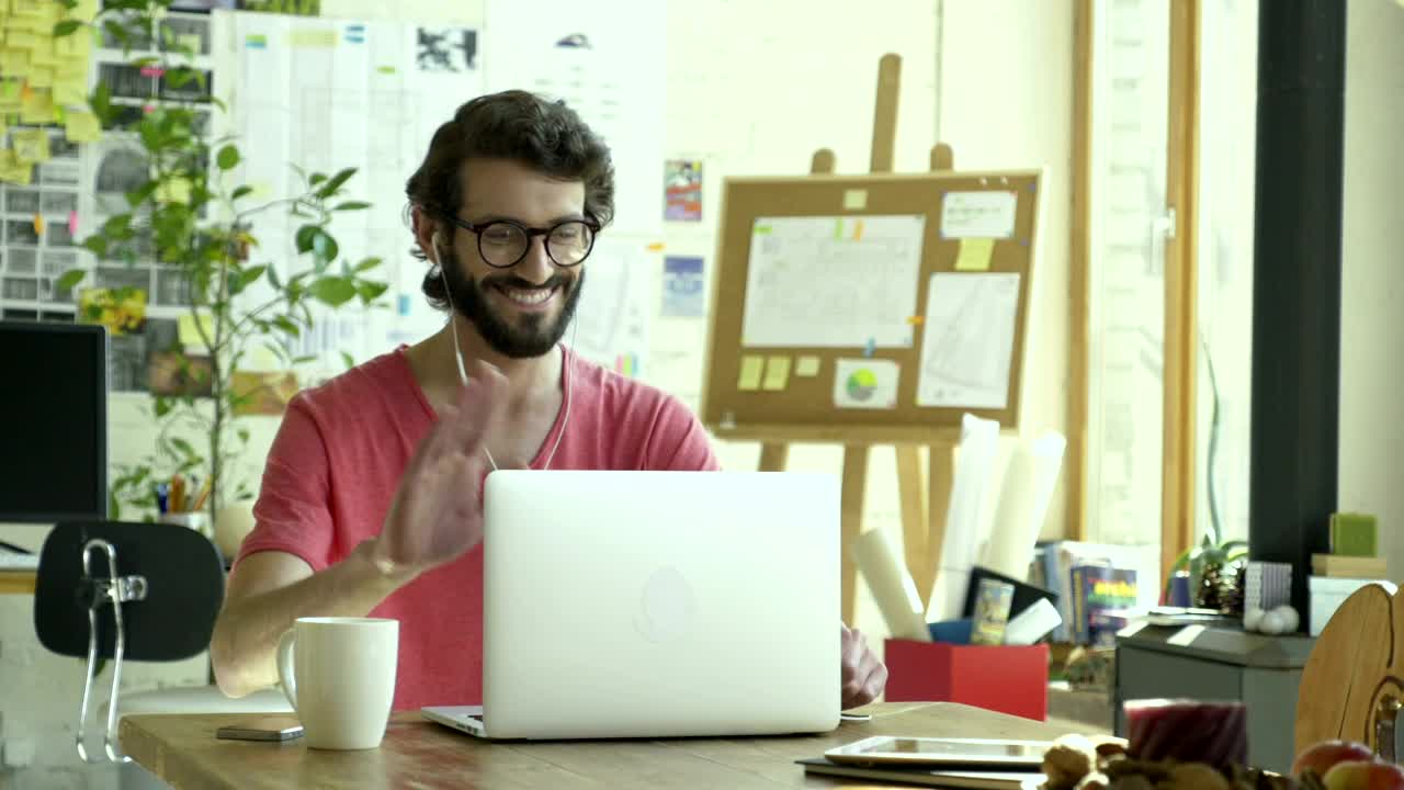 Stock Video Conference Video Call At Home Live Wallpaper For PC - Free Download