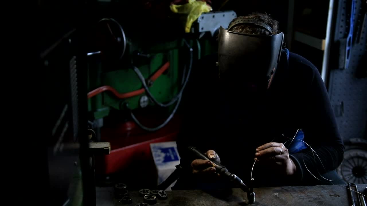 Stock Footage Welding In An Industrial Workshop Live Wallpaper - Free Download