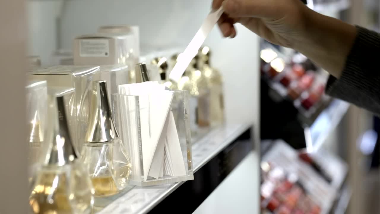 Free Video Stock testing perfumes Live Wallpaper - Free Download