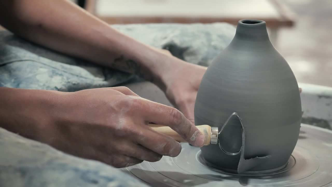 Video Stock Ceramic Artist With Clay Tool Live Wallpaper For PC - Free Download