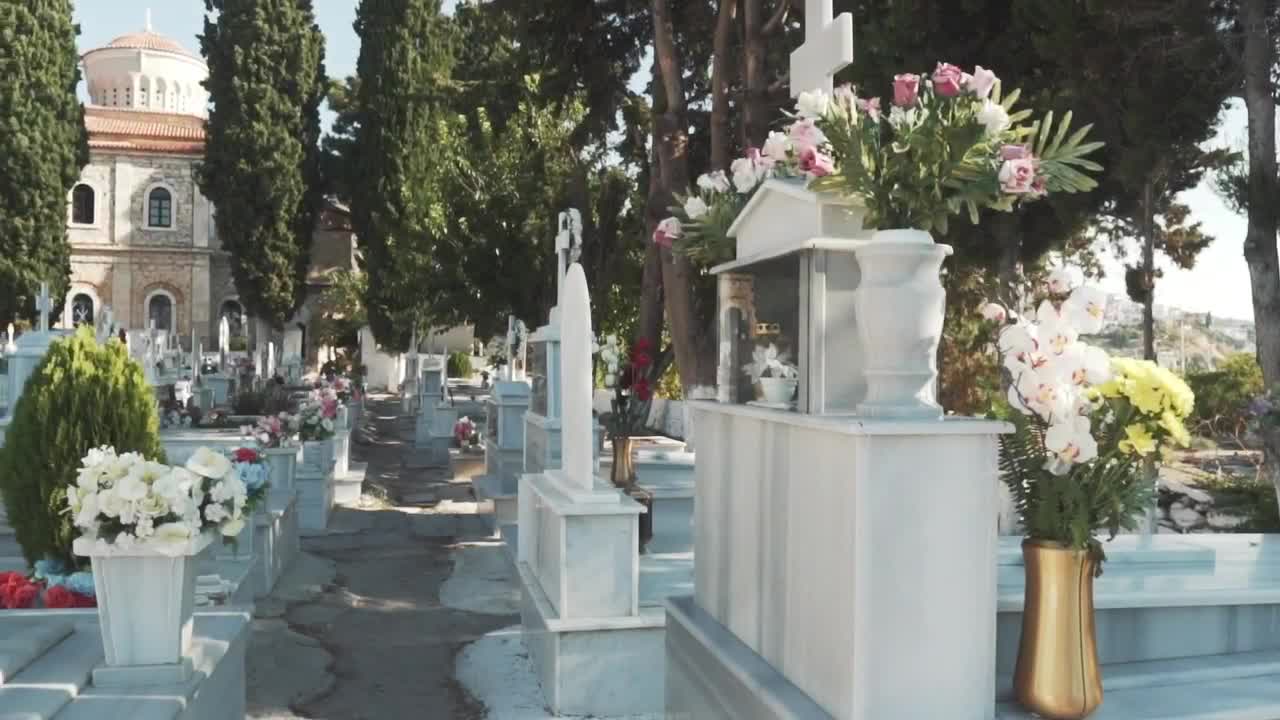 Video Stock Cemetery With Marble Tombs Live Wallpaper For PC - Free Download