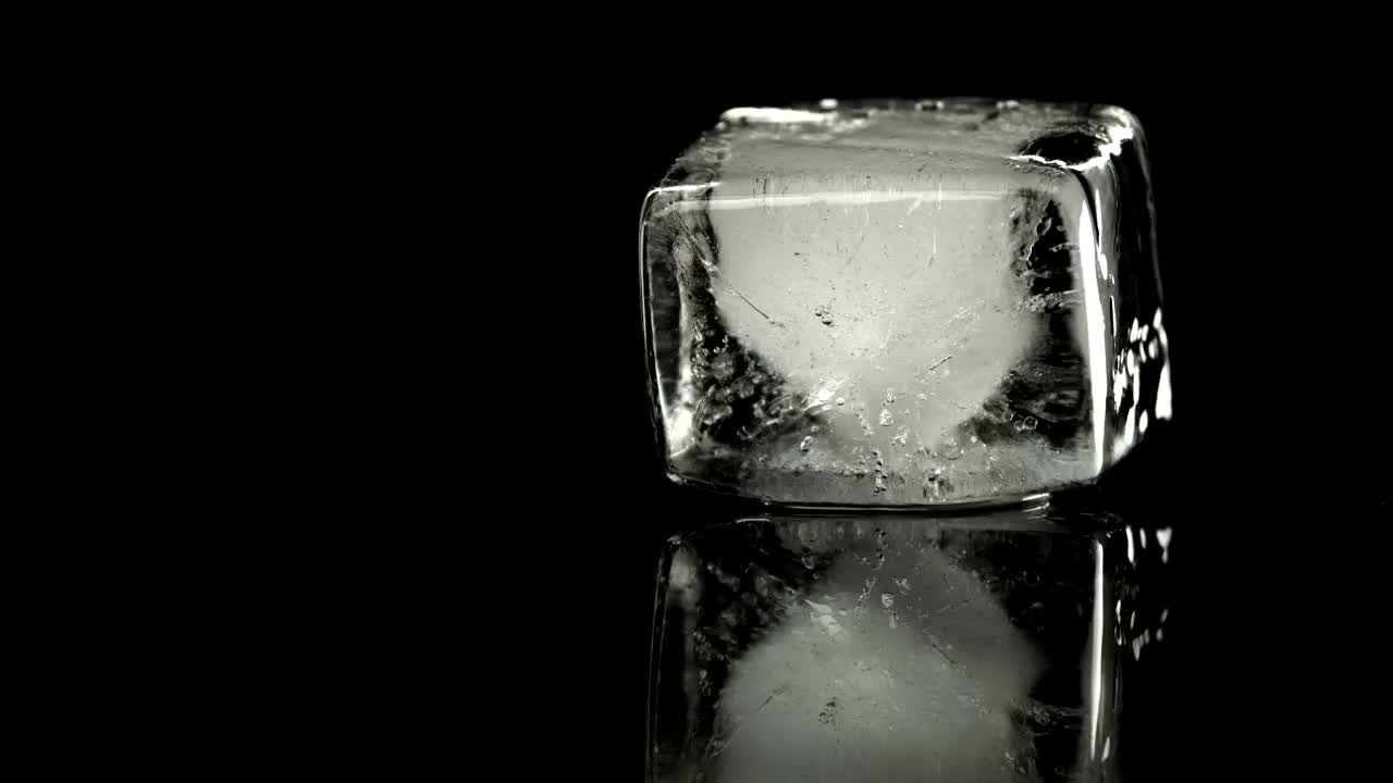 Stock Video Ice Cube Melting Animated Wallpaper - Free Download