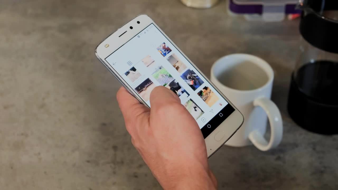Stock Video Person On Social Media While Serving Coffee Live Wallpaper - Free Download