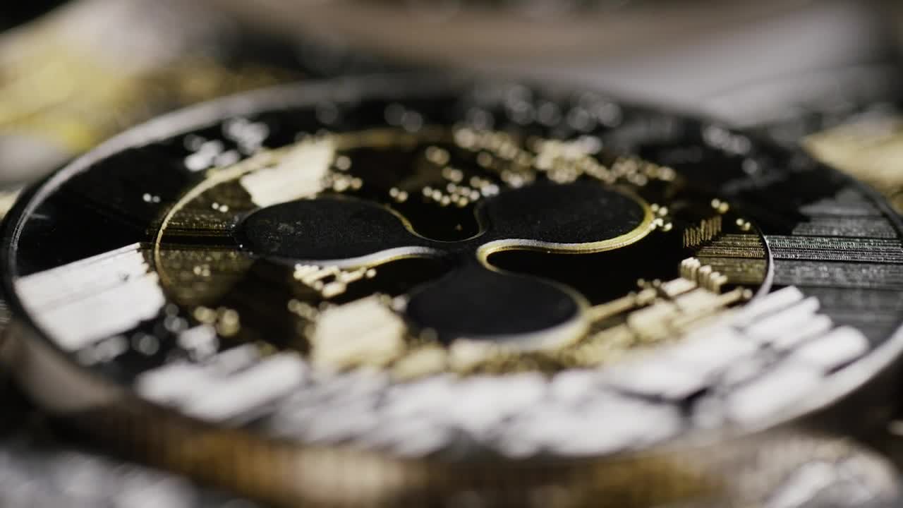 Free Stock Video Shining Ripple Bitcoin Coins Slowly Spinning Live Wallpaper - Free Download