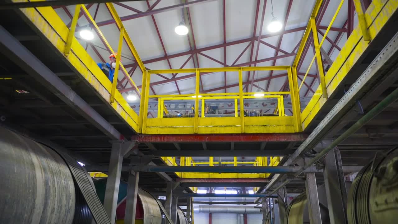 Stock Video Electrician Checking Factory Equipment Live Wallpaper For PC - Free Download