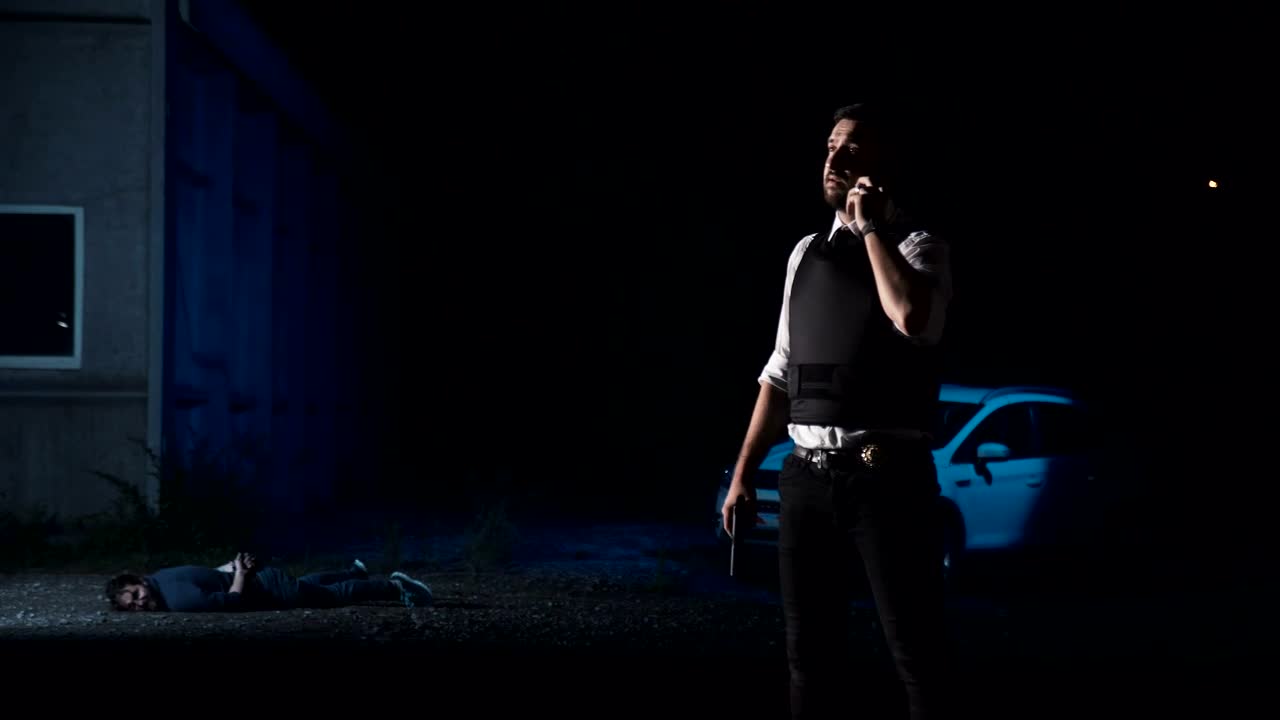 Video Stock Policeman Reporting An Arrest Live Wallpaper Free - Free Download