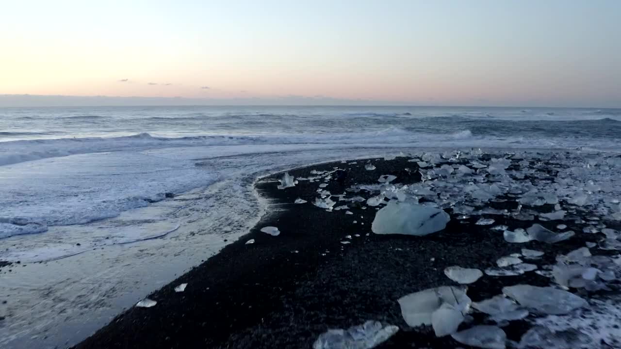 Stock Video Ice Blocks On The Seashore Animated Wallpaper - Free Download