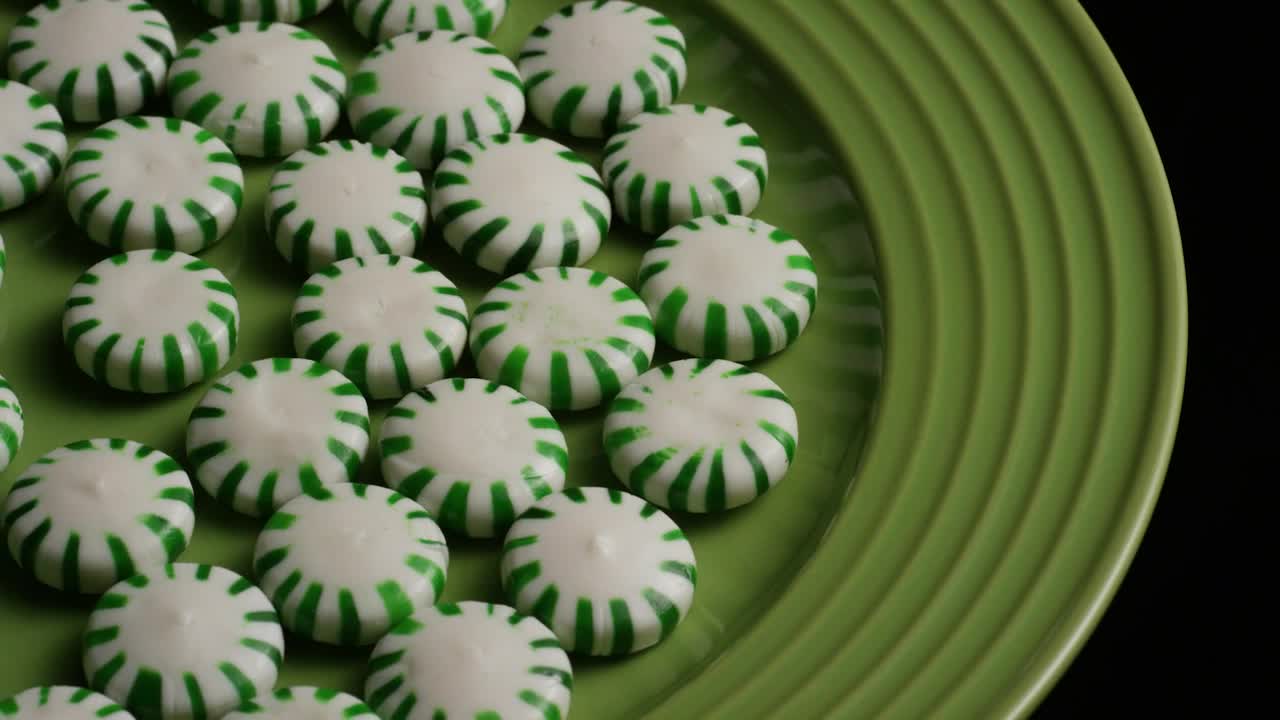 Stock Video Greens Spermints On A Green Plate Rotating Live Wallpaper For PC - Free Download