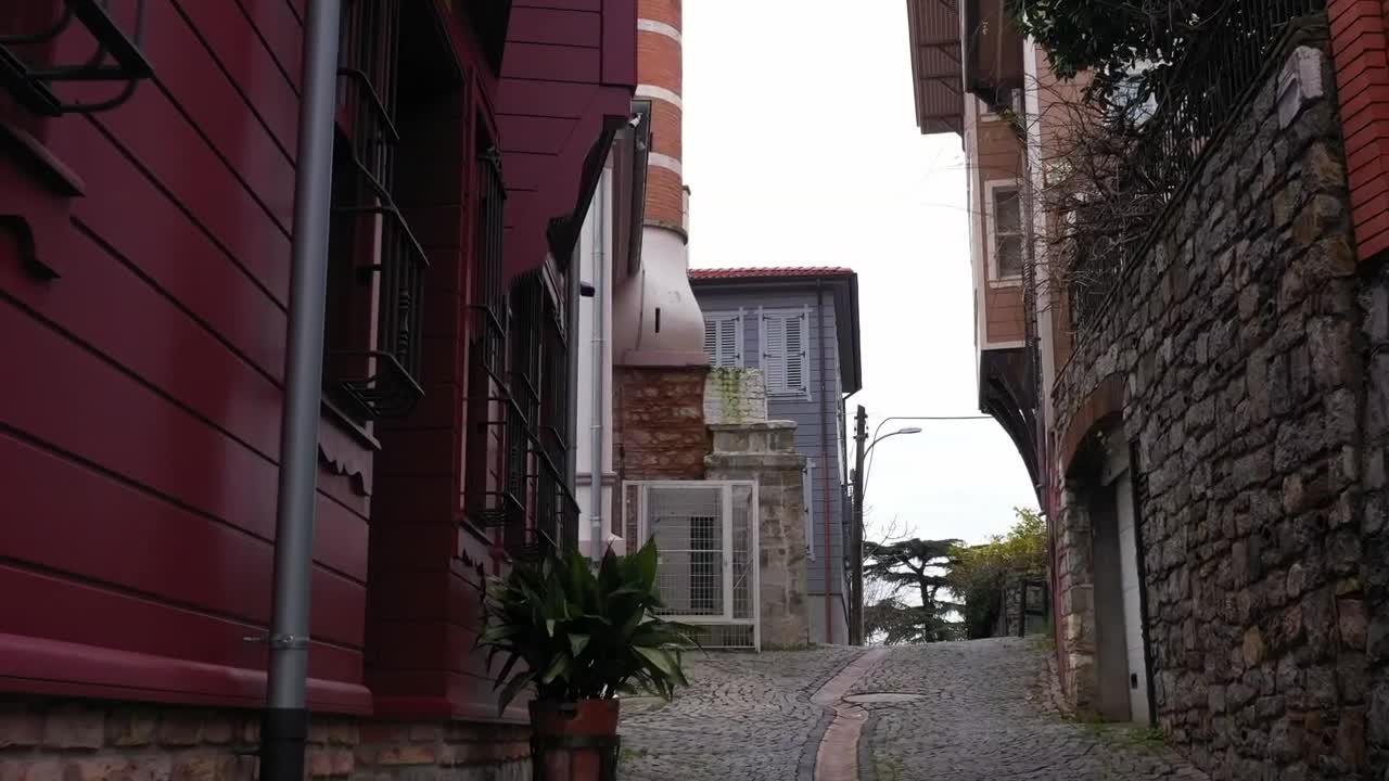 Free Video Stock Streets Of An Old City Live Wallpaper - Free Download