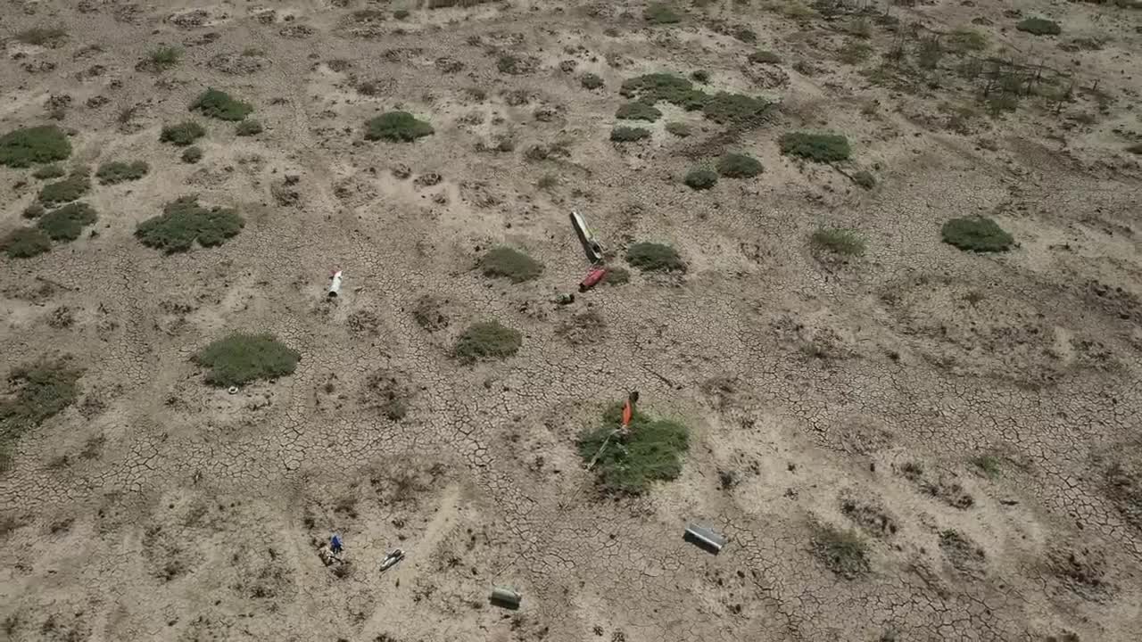 Free Stock Video Rocket Parts In The Desert Live Wallpaper - Free Download