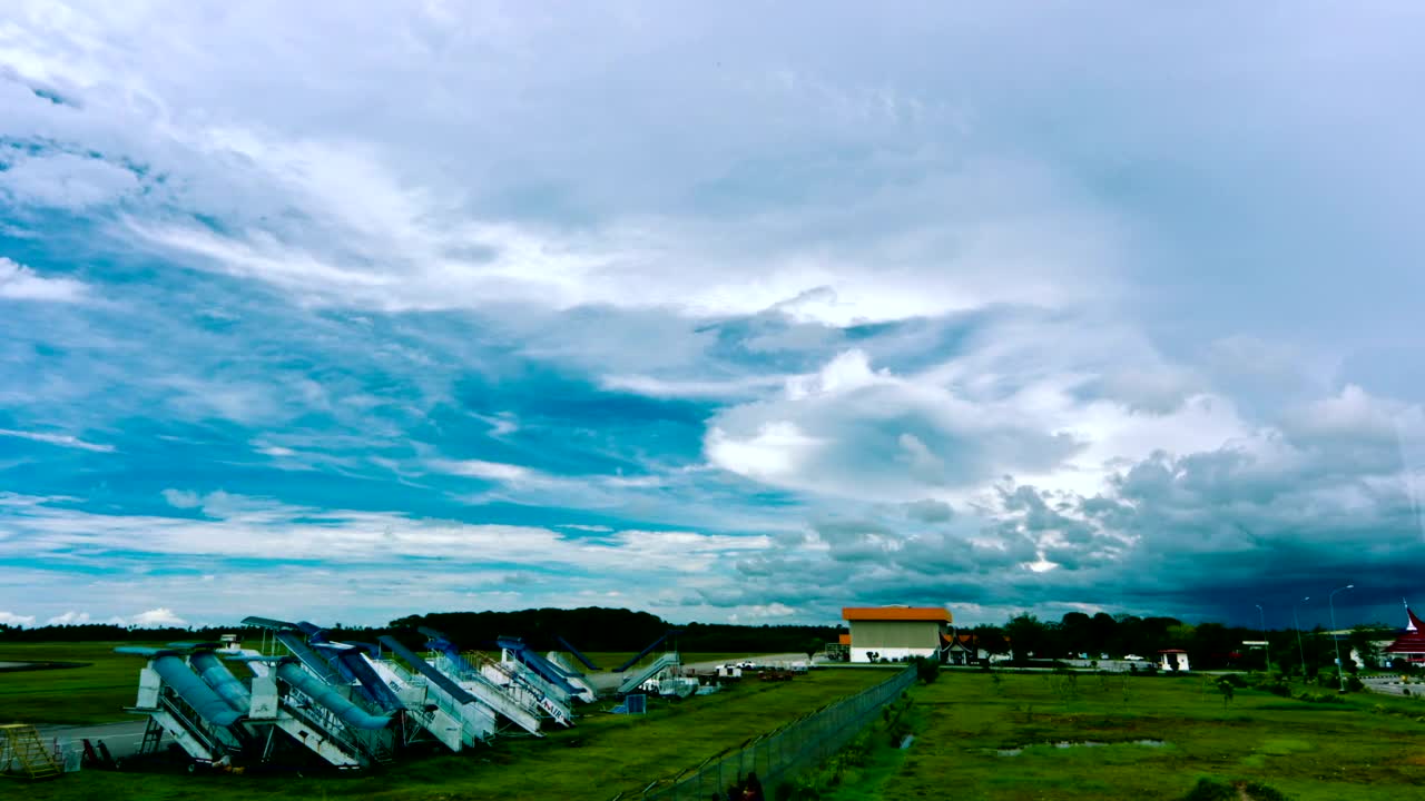 Free Stock Video Rural Airfield With Planes Live Wallpaper - Free Download