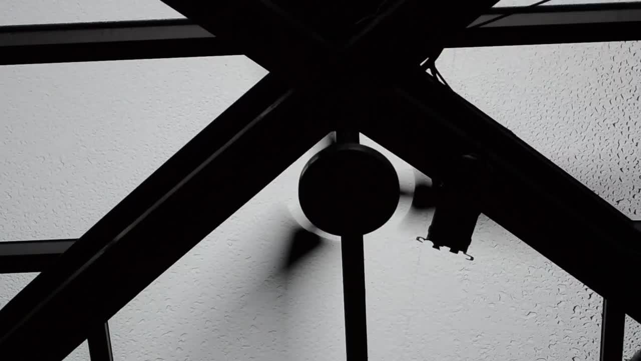 Stock Video Fan Spinning Quickly Live Wallpaper For PC - Free Download