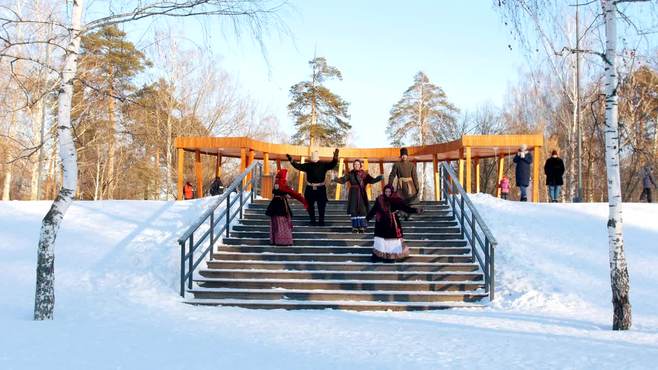 Stock Video People In Russian Folk Costumes Dancing In The Stairs Live Wallpaper - Free Download